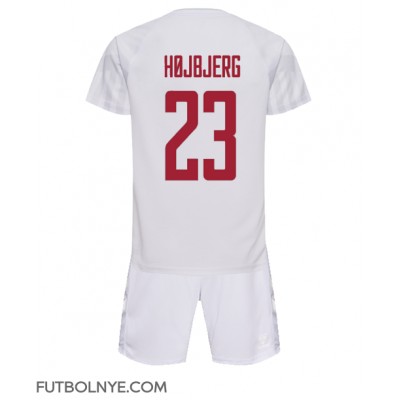 Camiseta Dinamarca Pierre-Emile Hojbjerg #23 Visitante Equipación para niños Mundial 2022 manga corta (+ pantalones cortos)